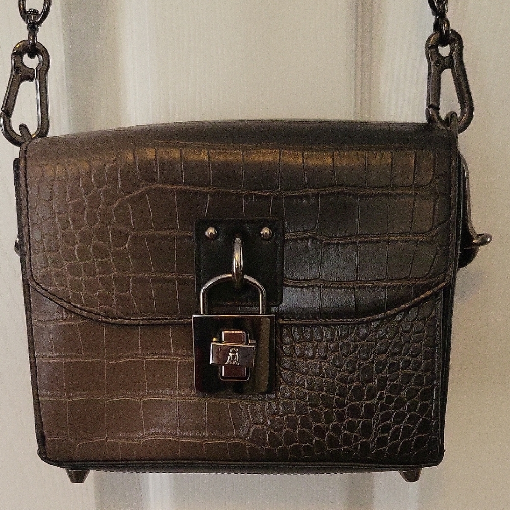 Steve Madden Brown/Black Crossbody & Hand Carry Bag with Alligator Finish